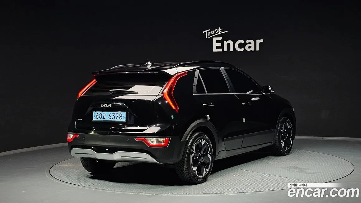 Kia Niro 2023 из KR, фото 2