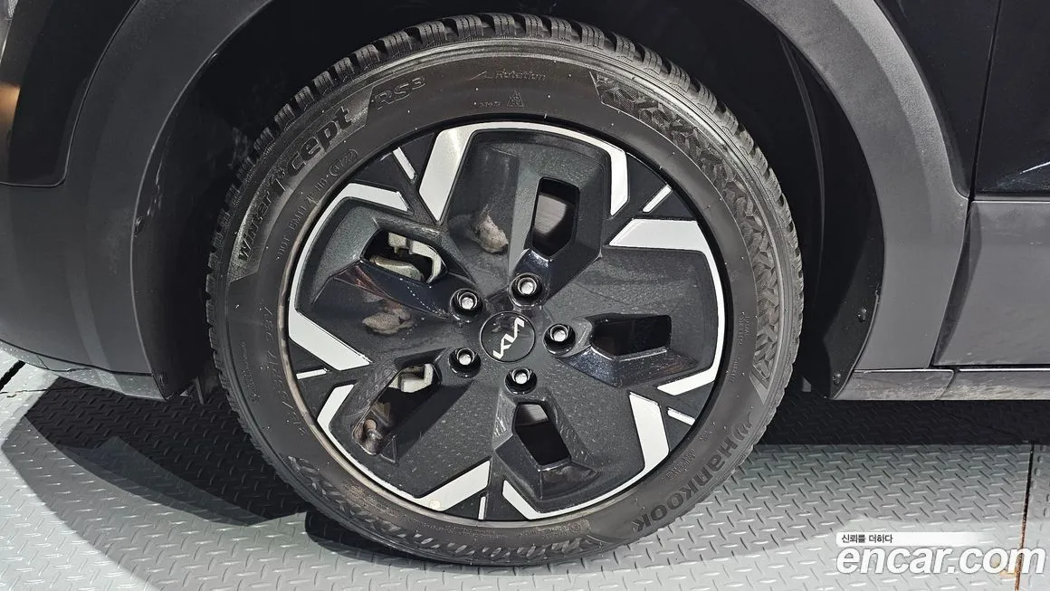 Kia Niro 2023 из KR, фото 5