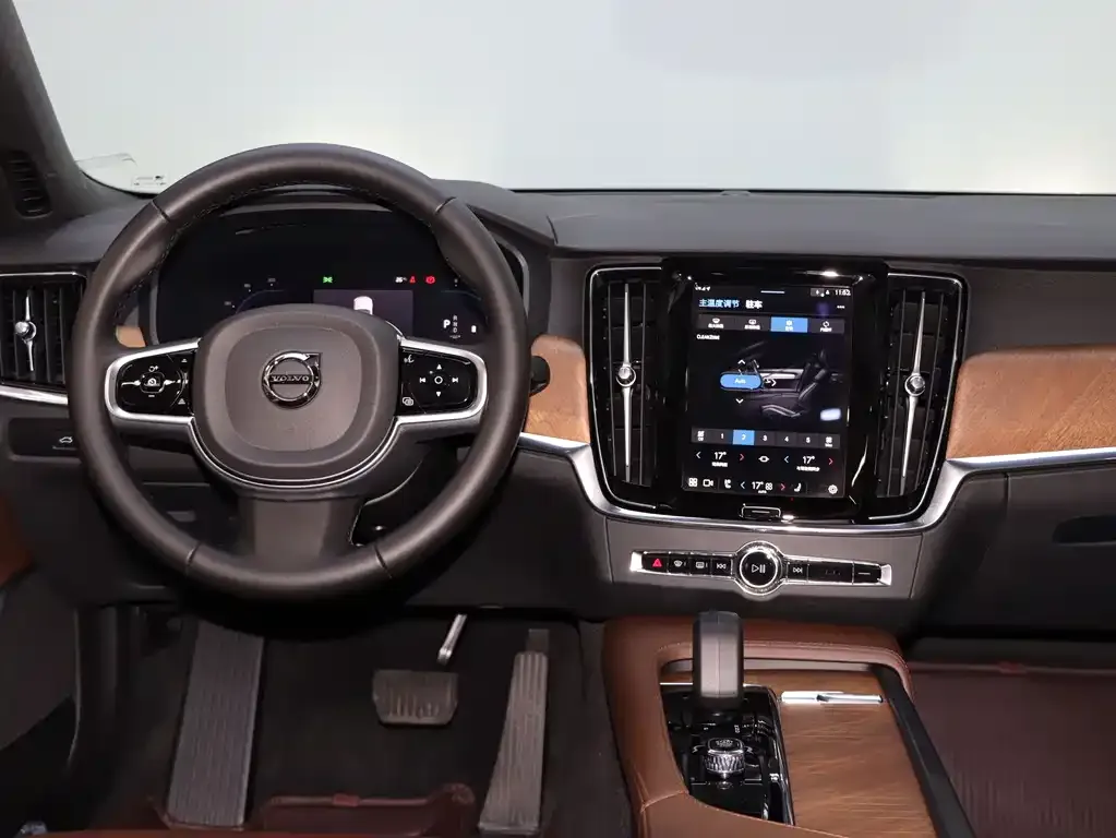 Volvo S90 — фото 8
