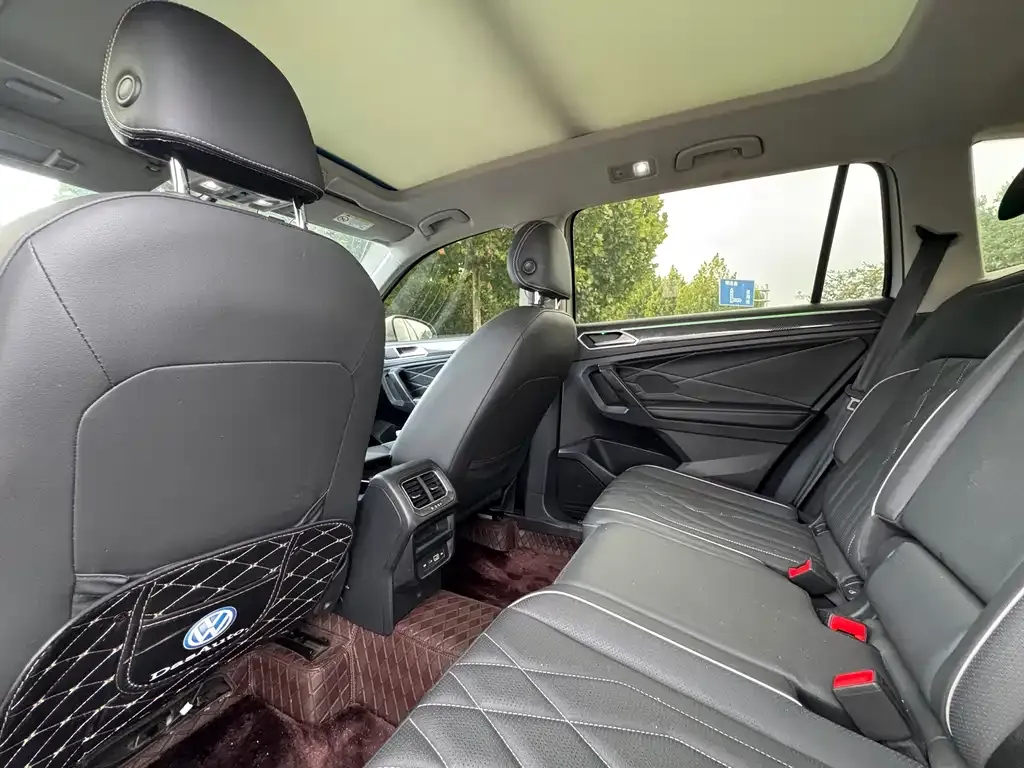 [object Object] Tiguan L 2022 из CN, фото 9