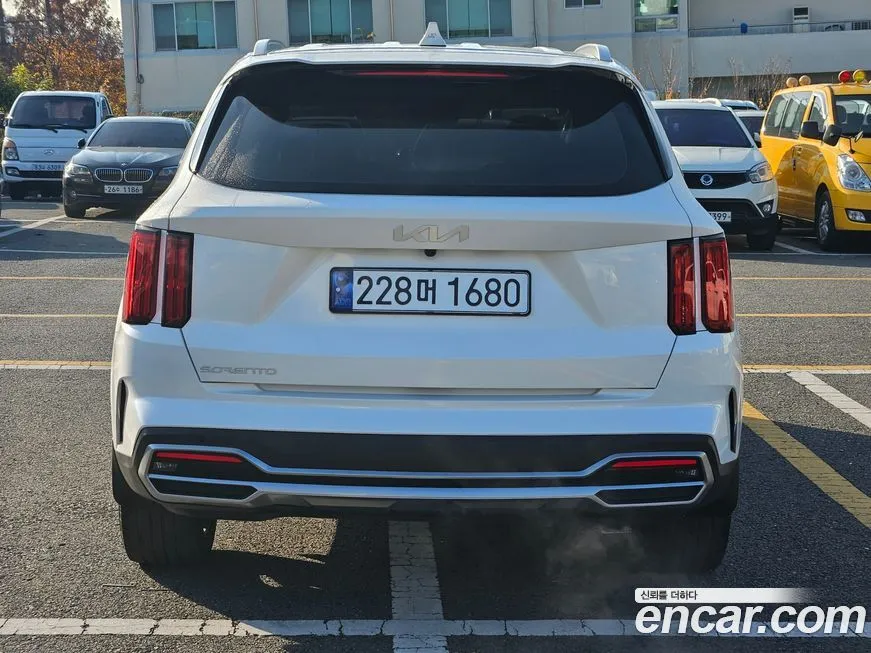 Kia Sorento — фото 4