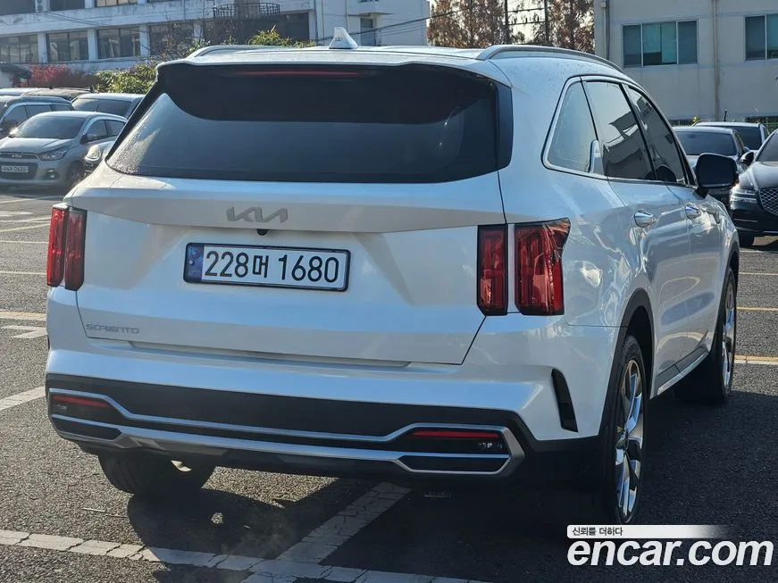 Kia Sorento — фото 6