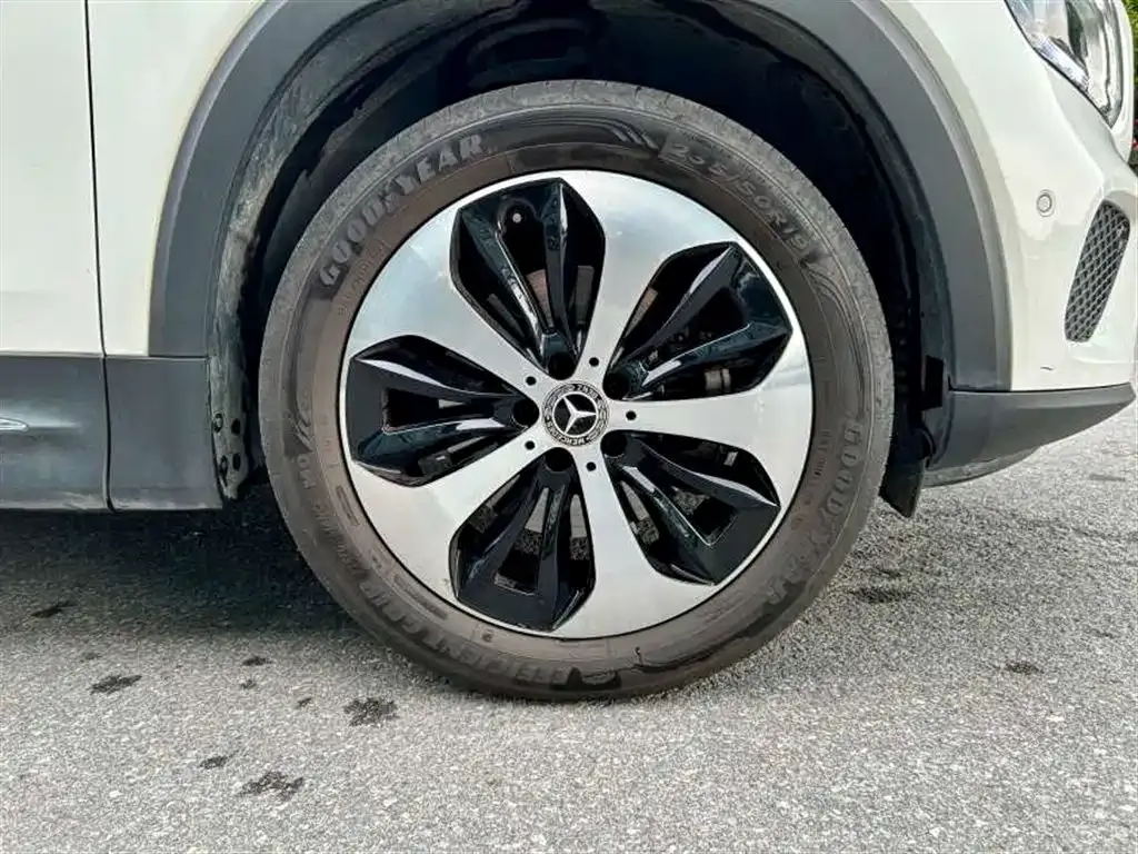 Mercedes-Benz GLB 2023 из CN, фото 3