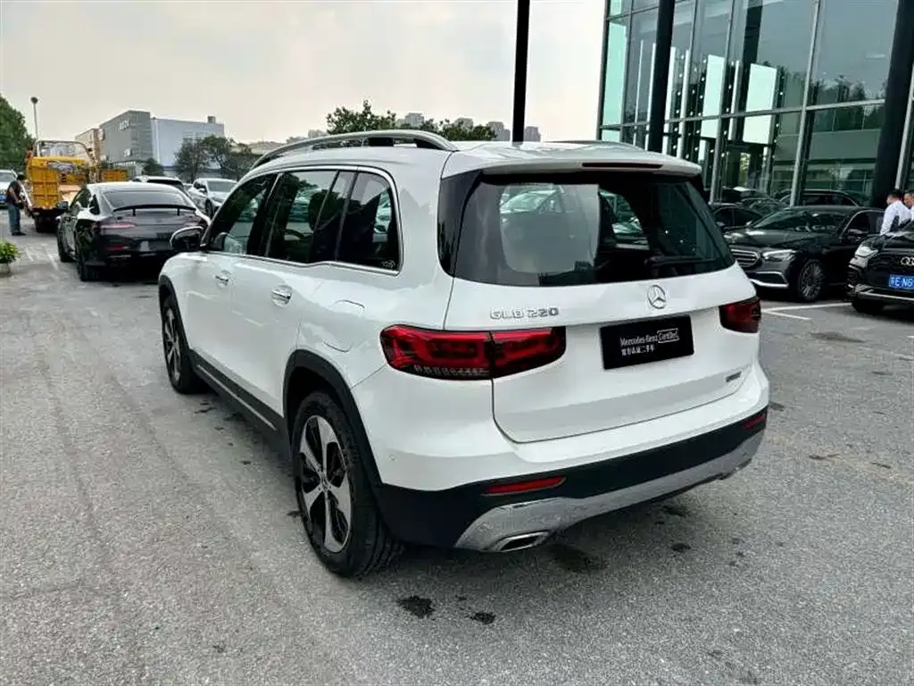 Mercedes-Benz GLB 2023 из CN, фото 7