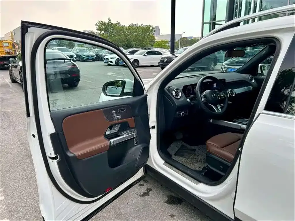 Mercedes-Benz GLB 2023 из CN, фото 9