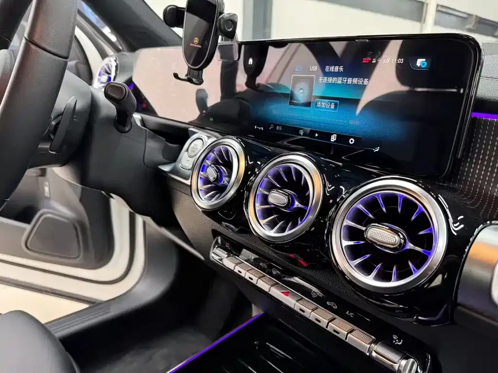 Mercedes-Benz GLB 2023 из CN, фото 9
