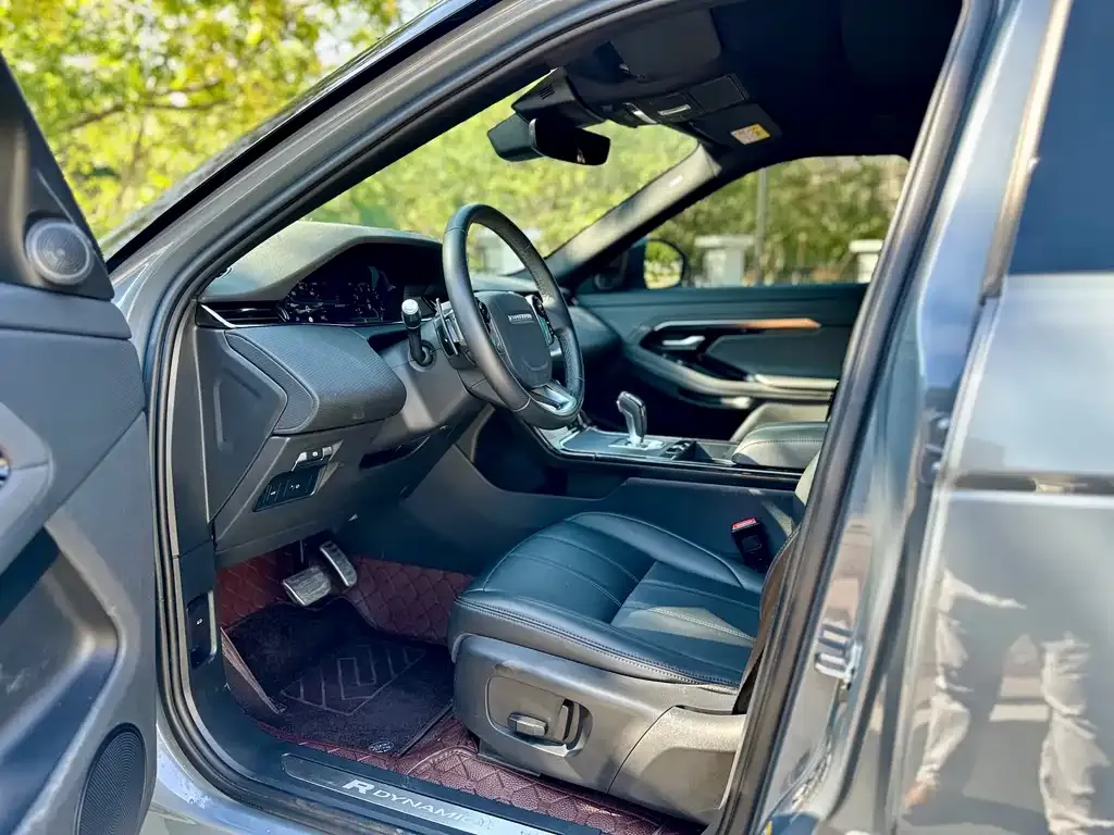 Land Rover Evoque 2021 из CN, фото 4