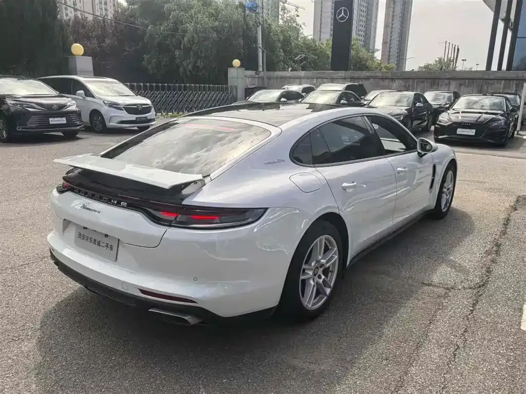 Porsche Panamera 2023 из CN, фото 3