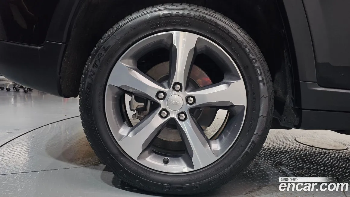 Jeep Cherokee 2023 из KR, фото 5