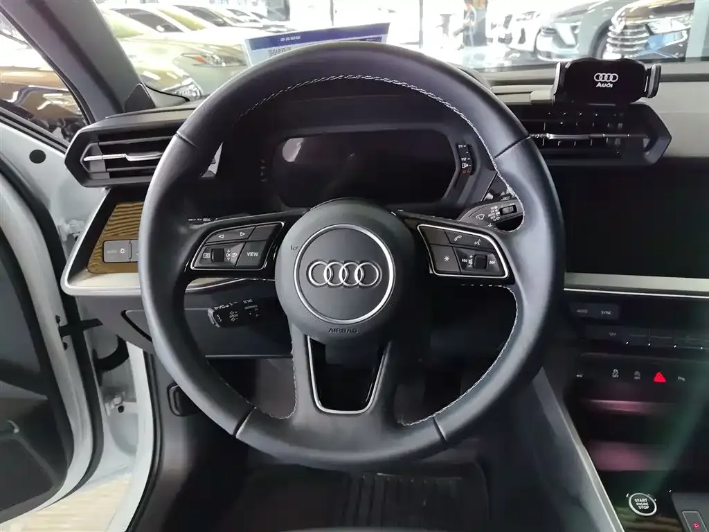 Audi A3 2024 из CN, фото 4