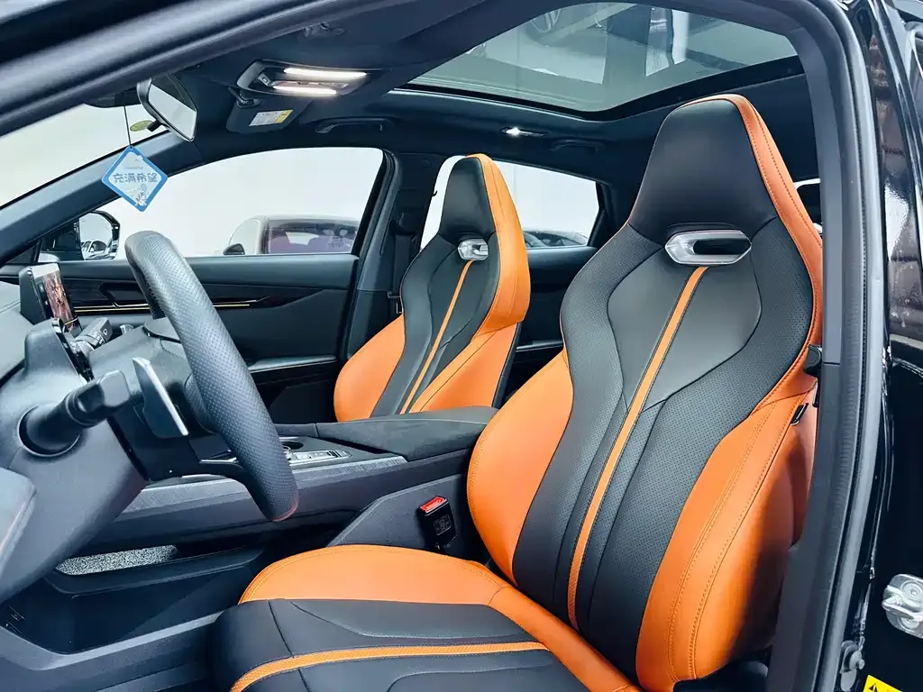 Changan UNI-V 2024 из CN, фото 10