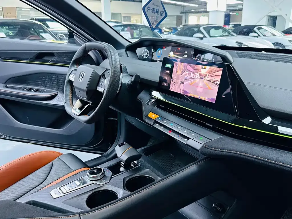 Changan UNI-V 2024 из CN, фото 7