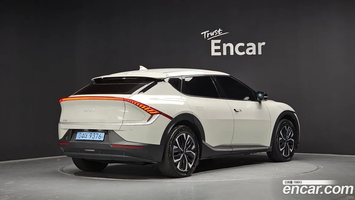 Kia EV6 — фото 2