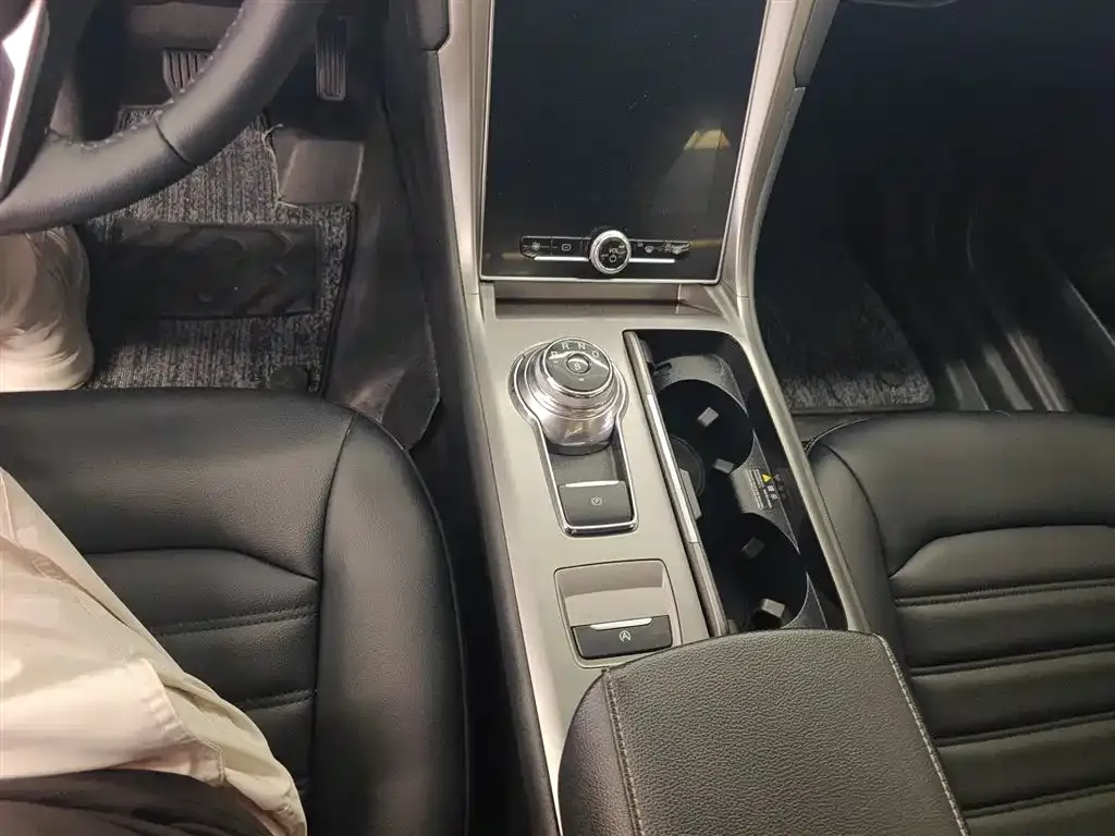 Ford Mondeo 2021 из CN, фото 9