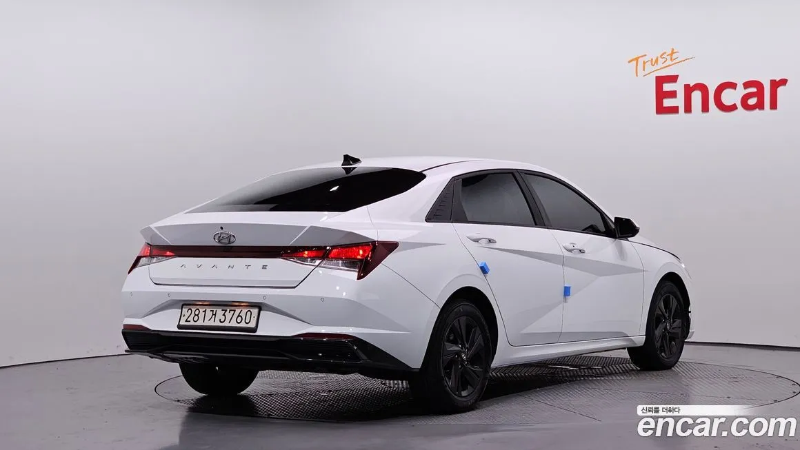 Hyundai AVANTE 2023 из KR, фото 2