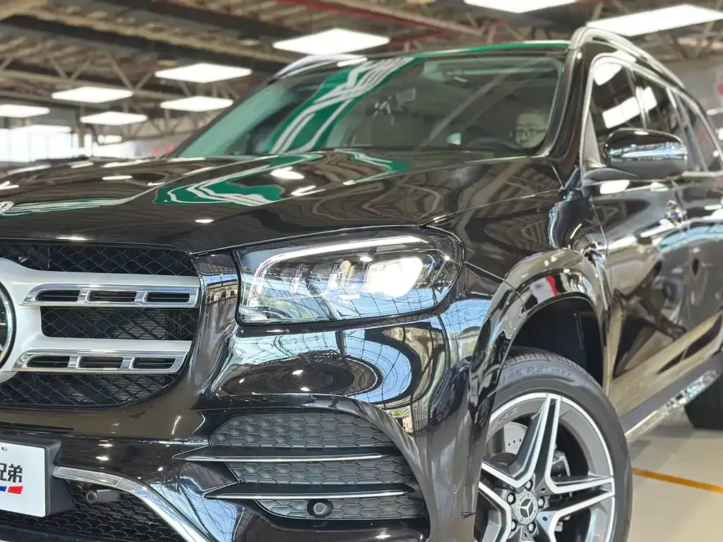 Mercedes-Benz GLS 2023 из CN, фото 2