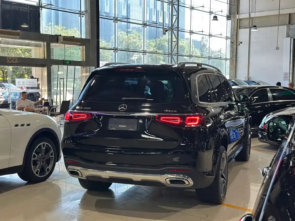 Mercedes-Benz GLS 2023 из CN, фото 8