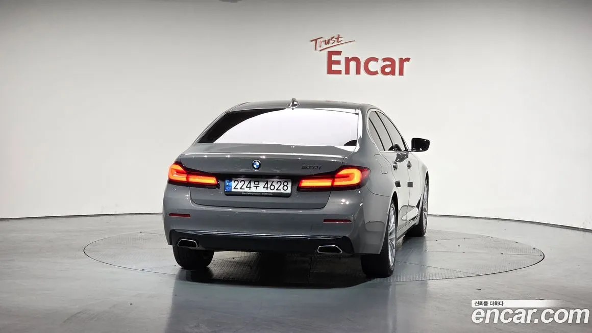BMW 5-Series 2022 из KR, фото 4