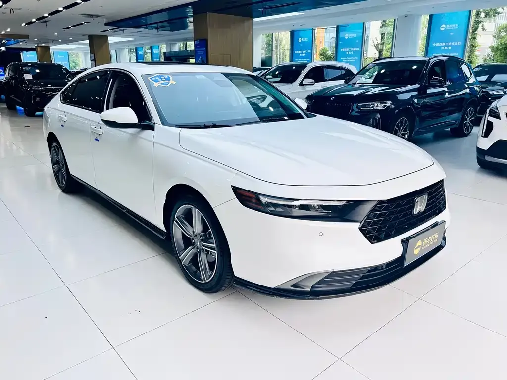 Honda Accord 2023 из CN, фото 3