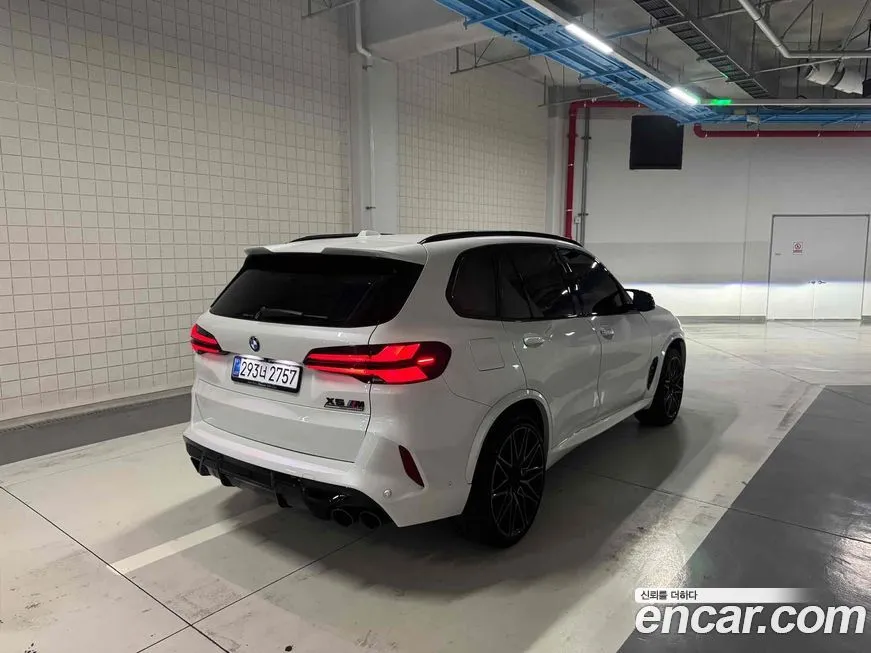 BMW X5M 2024 из KR, фото 3