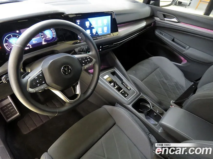 Volkswagen Golf 2022 из KR, фото 7