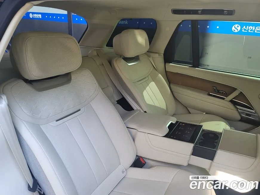 Land Rover Range Rover 2023 из KR, фото 7