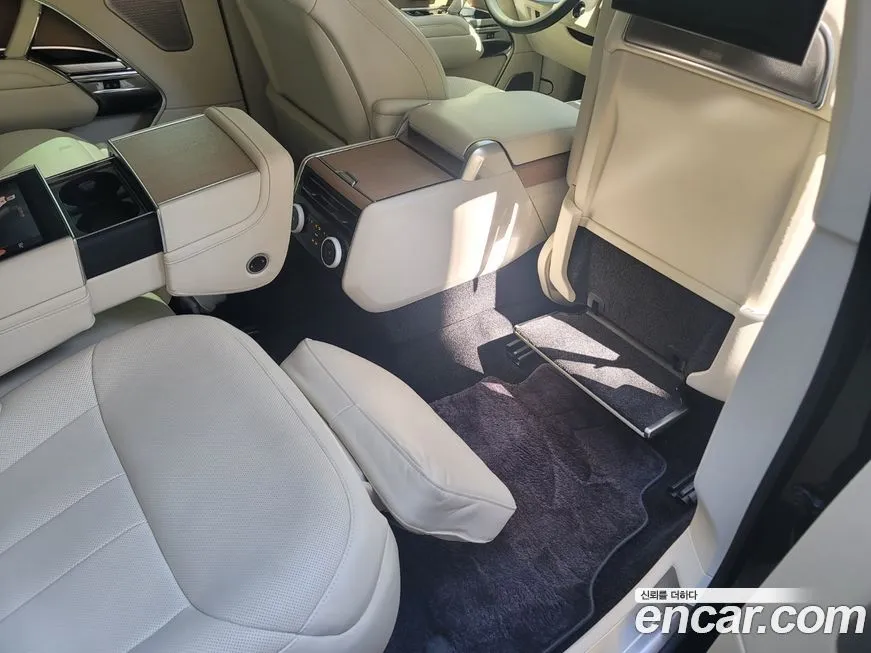 Land Rover Range Rover 2023 из KR, фото 8