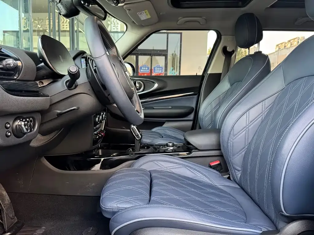 [object Object] Mini Clubman 2022 из CN, фото 3