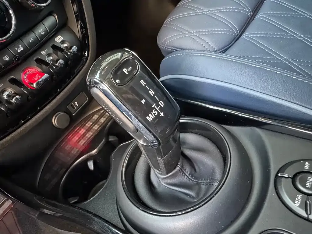 [object Object] Mini Clubman 2022 из CN, фото 6