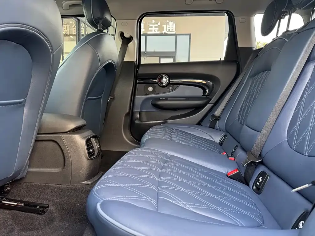 [object Object] Mini Clubman 2022 из CN, фото 8