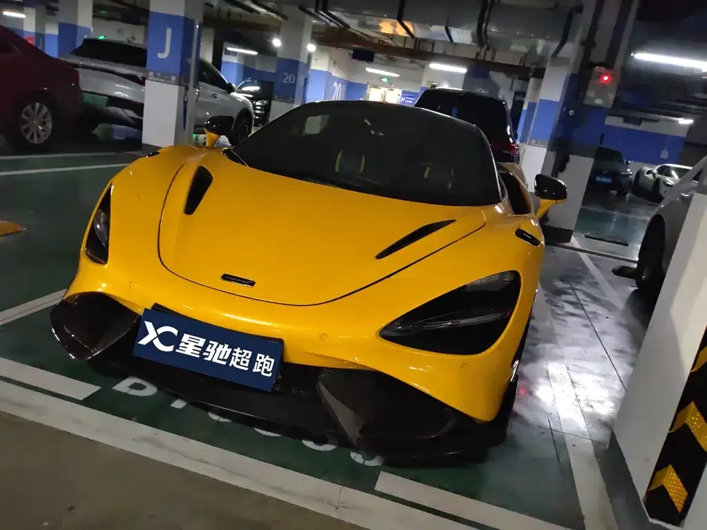 McLaren 720S 2021 из CN, фото 1