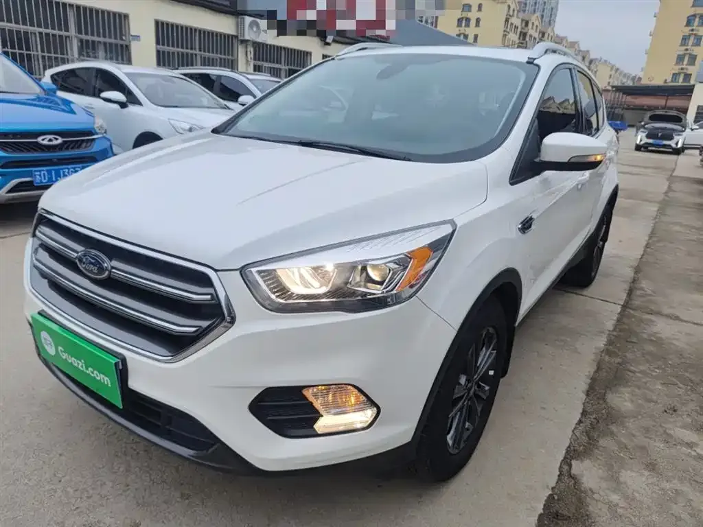 Ford Kuga 2021 из CN, фото 2