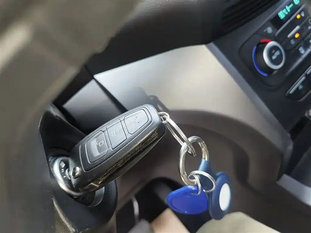 Ford Kuga 2021 из CN, фото 9