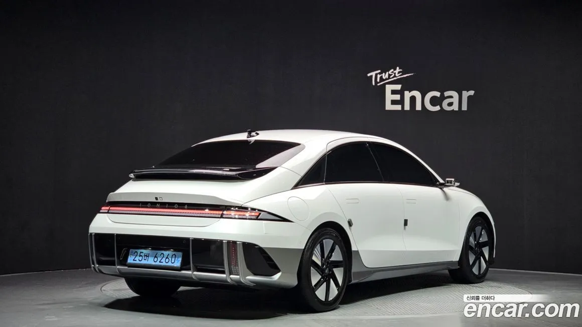 Hyundai Ioniq6 — фото 2
