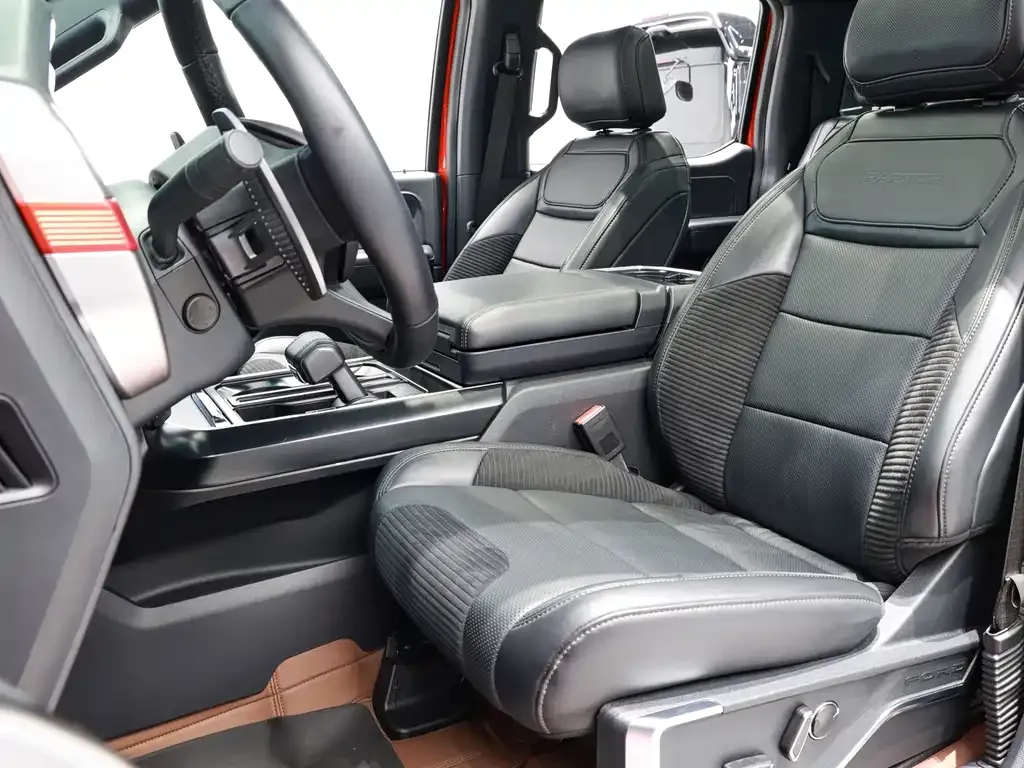 Ford F-150 Raptor 2024 из CN, фото 10