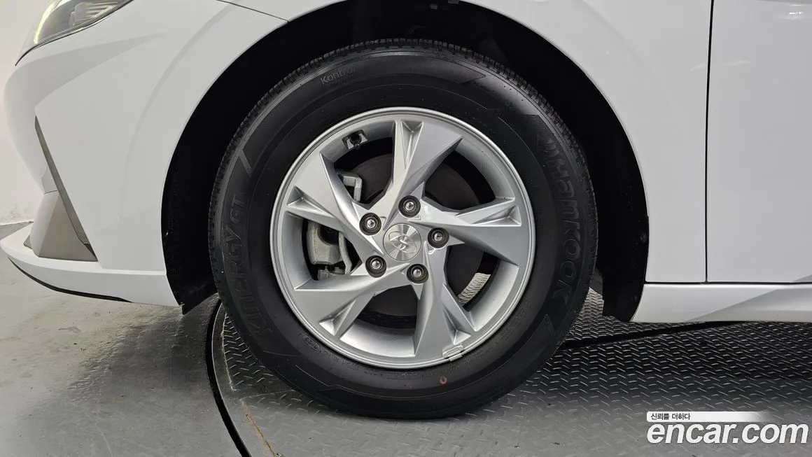 Hyundai AVANTE 2021 из KR, фото 5