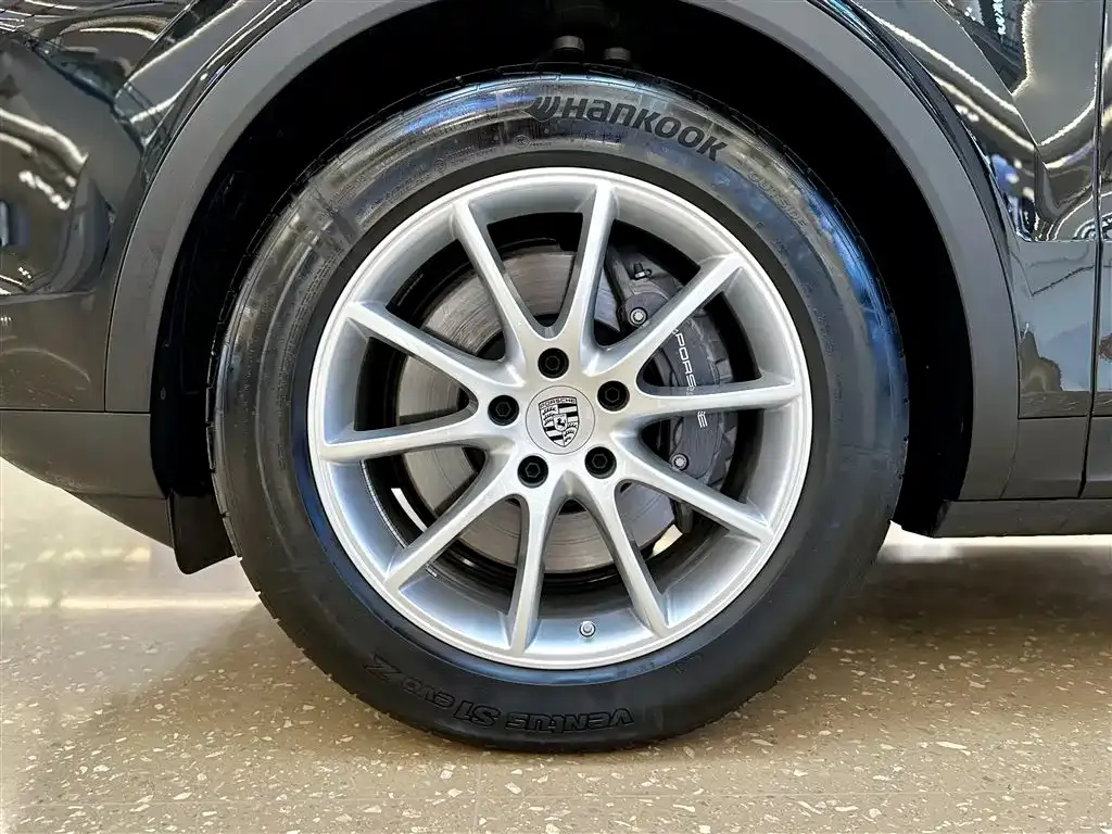 Porsche Cayenne 2024 из CN, фото 9