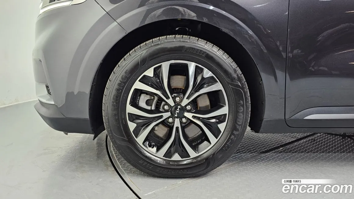 Kia Carnival 2023 из KR, фото 5