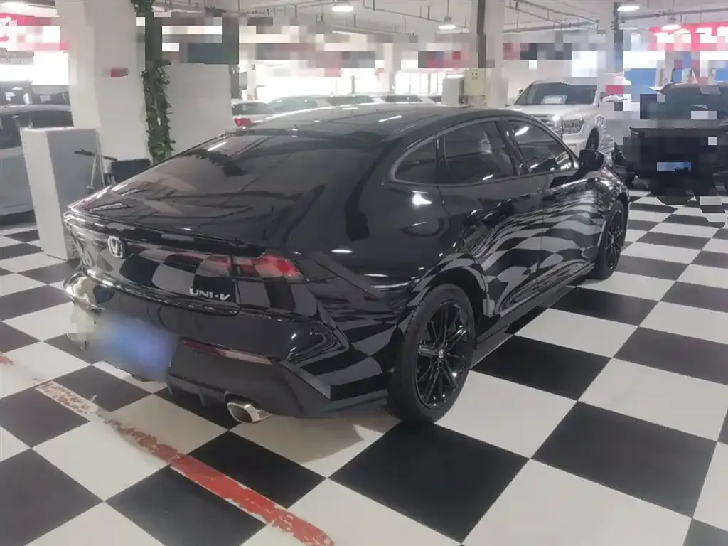 Changan UNI-V 2023 из CN, фото 5