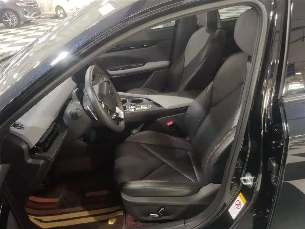 Changan UNI-V 2023 из CN, фото 6