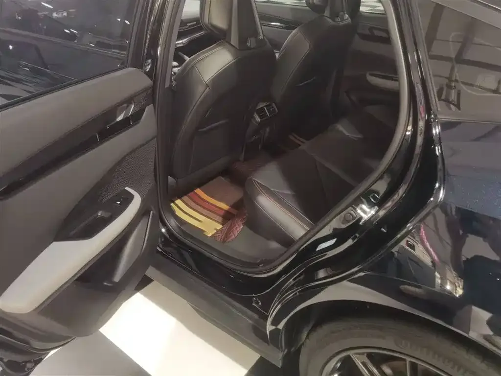 Changan UNI-V 2023 из CN, фото 9