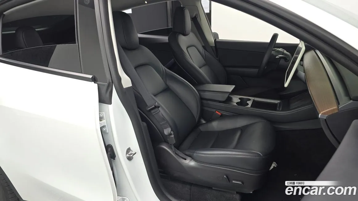 Tesla Model Y 2022 из KR, фото 10