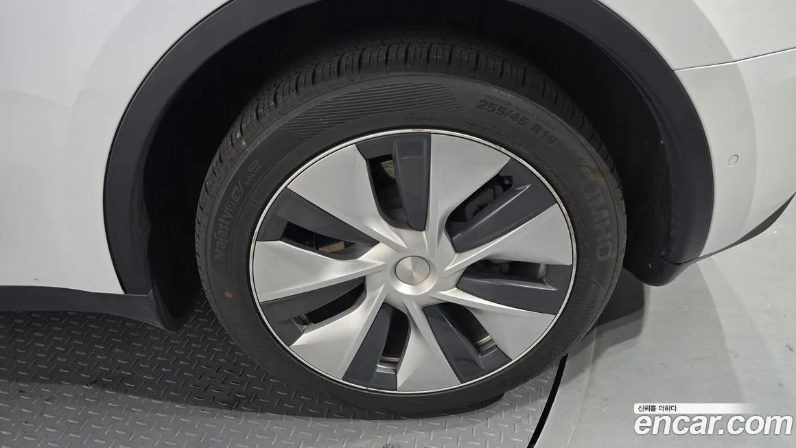 Tesla Model Y 2022 из KR, фото 5