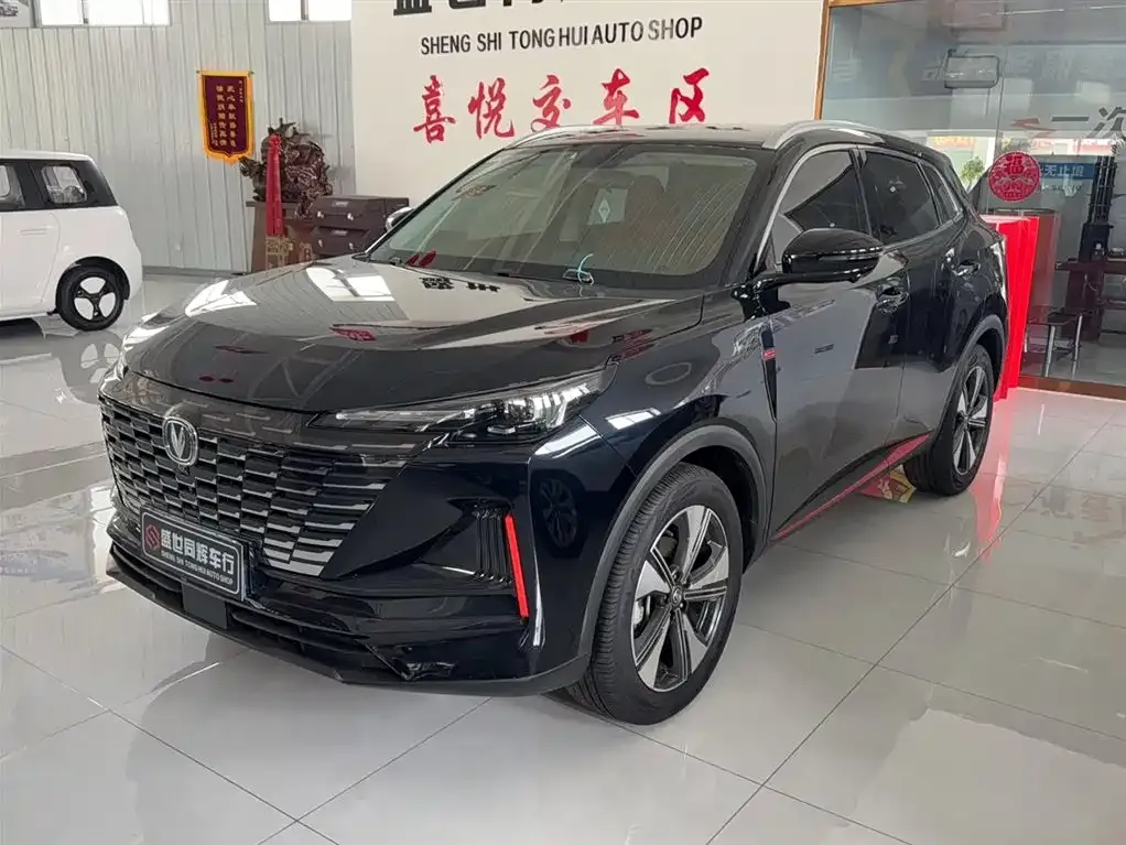 Changan CS55PLUS — фото 1