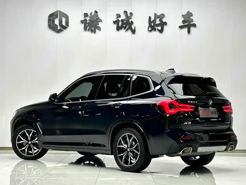 BMW X3 — фото 7