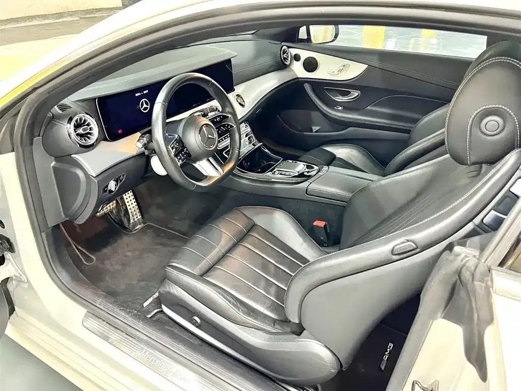 [object Object] E-Class (Import) 2023 из CN, фото 8