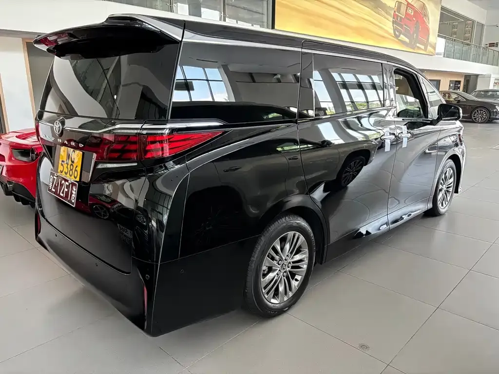 Toyota Alphard 2025 из CN, фото 6