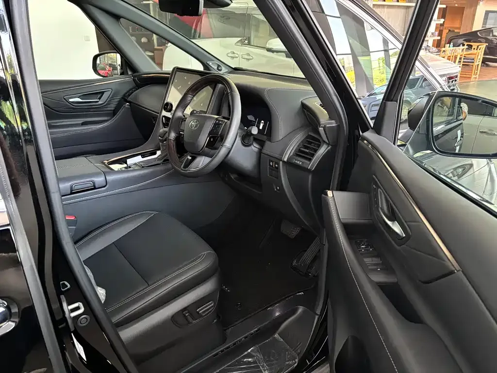 Toyota Alphard 2025 из CN, фото 7