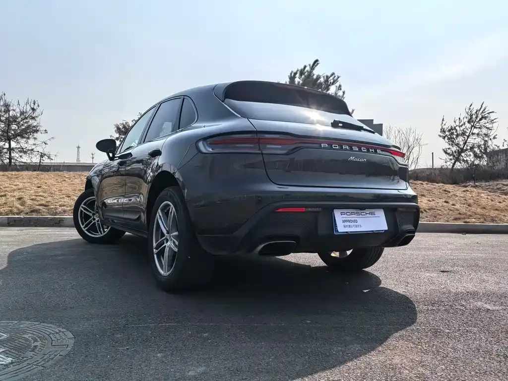 Porsche Macan — фото 9