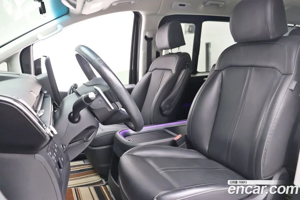 Hyundai Staria 2022 из KR, фото 6